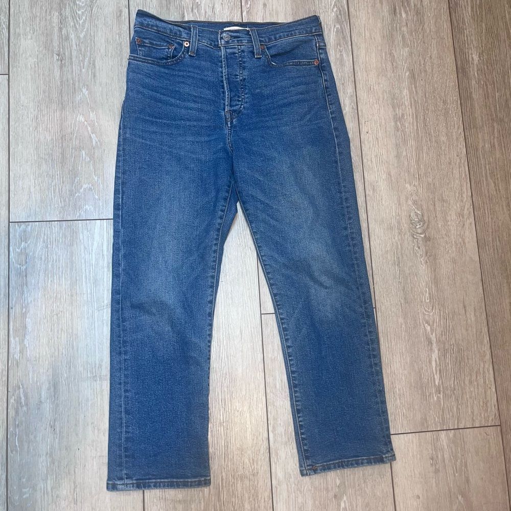 Levi’s Wedgie Straight Jeans Button Fly High Rise 29